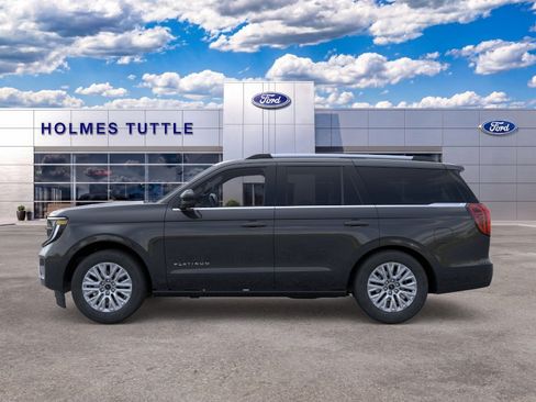 New 2026 Ford Expedition Platinum AWD/4WD image 3
