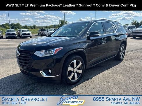 Used 2019 Chevrolet Traverse LT w/ LT Premium Package AWD/4WD image 7