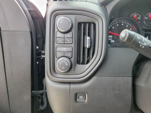 Used 2023 Chevrolet Silverado 1500 Custom Trail Boss w/ LPO, Dark Essentials Package image 18