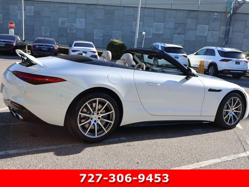 Certified 2023 Mercedes-Benz SL 43 AMG AMG SL 43 w/ Driver Assistance Package image 9