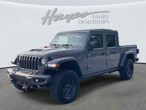 Used 2023 Jeep Gladiator Mojave image 29