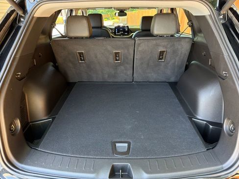 Used 2023 Chevrolet Blazer LT FWD image 33