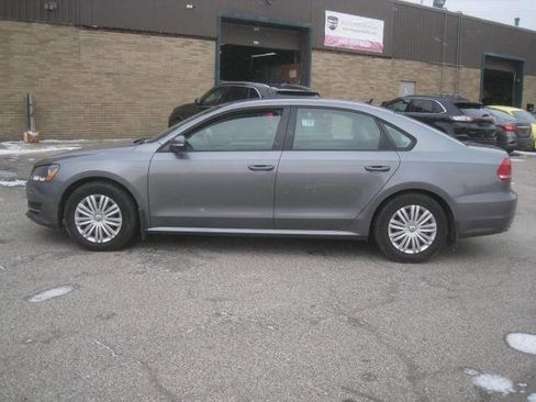 Used 2015 Volkswagen Passat 1.8T S image 7