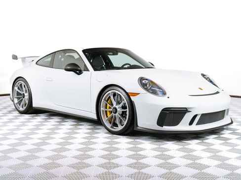 Used 2018 Porsche 911 GT3 image 1