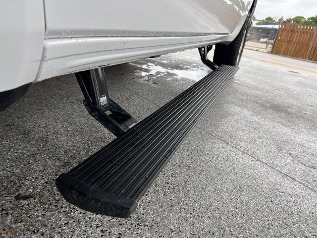 Used 2024 RAM 1500 Laramie AWD/4WD image 11