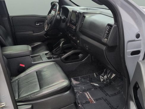 Used 2022 Nissan Frontier PRO-4X AWD/4WD image 23