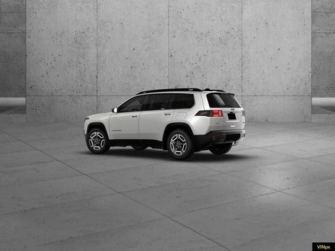 New 2026 Jeep Cherokee Laredo image 4