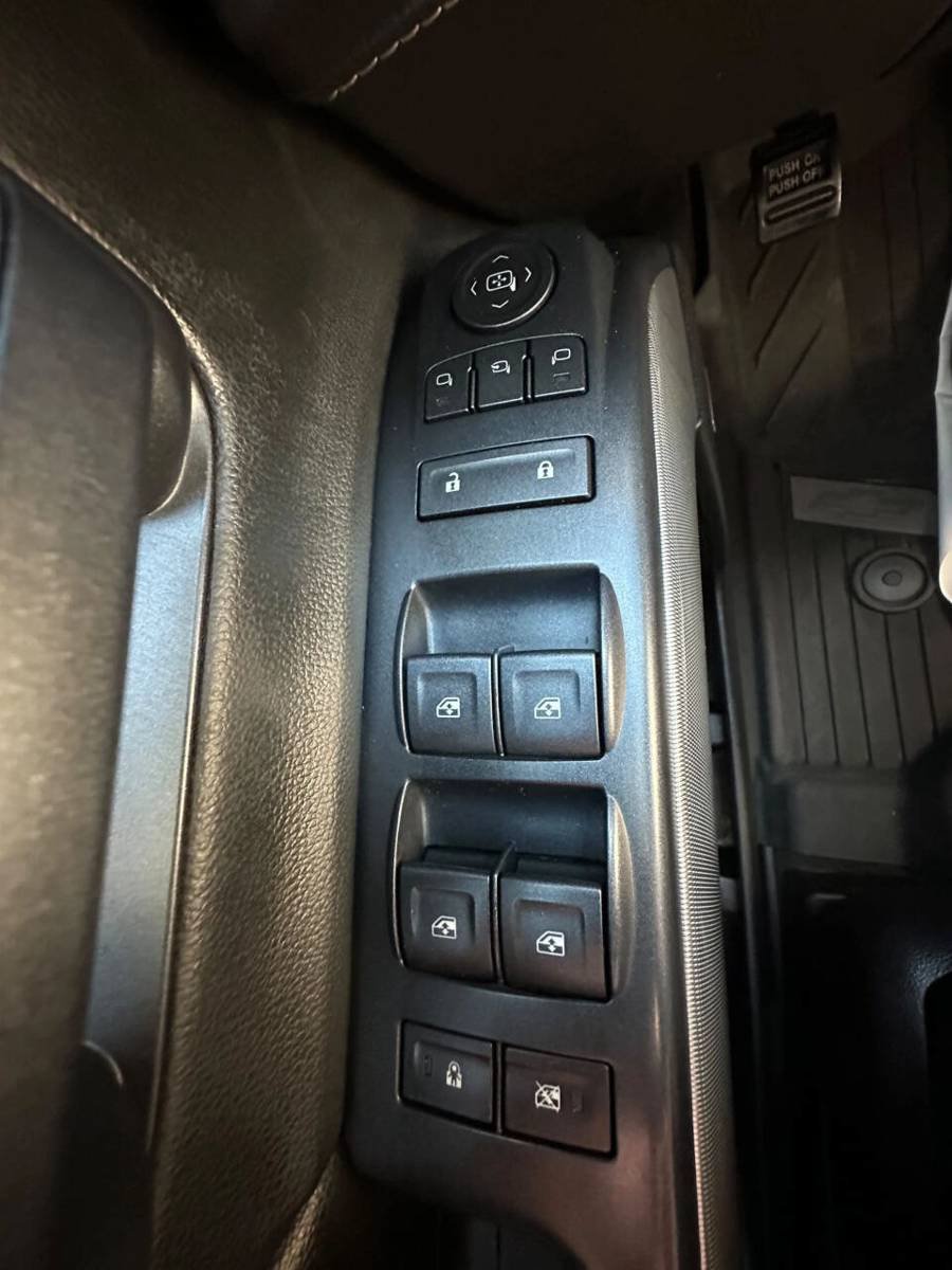Used 2017 Chevrolet Silverado 3500 LTZ w/ Duramax Plus Package AWD/4WD image 27