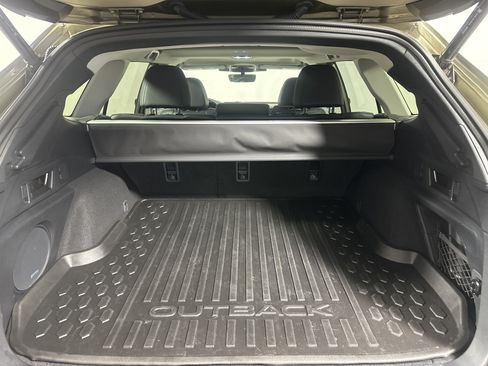 Used 2025 Subaru Outback Limited XT image 23