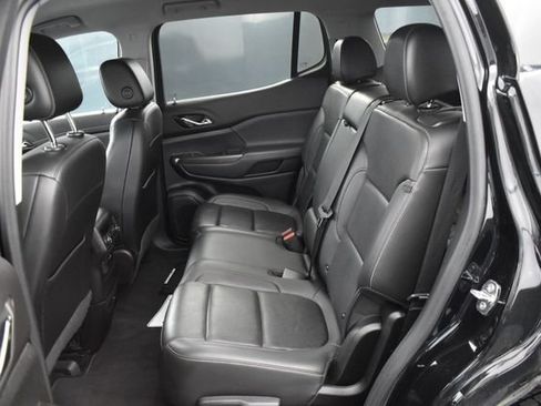 Used 2023 GMC Acadia SLT AWD/4WD image 30