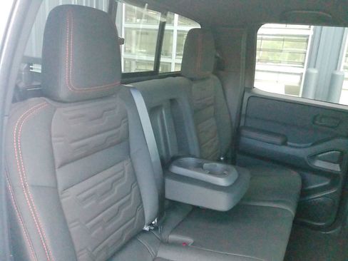 New 2026 Nissan Frontier PRO-4X w/ Pro-4x Convenience Package AWD/4WD image 19