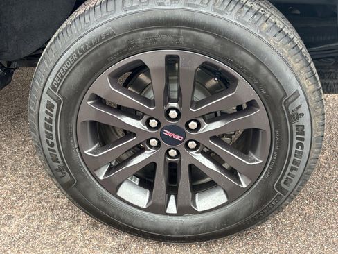 Used 2019 GMC Canyon SLE w/ Elevation Edition image 24