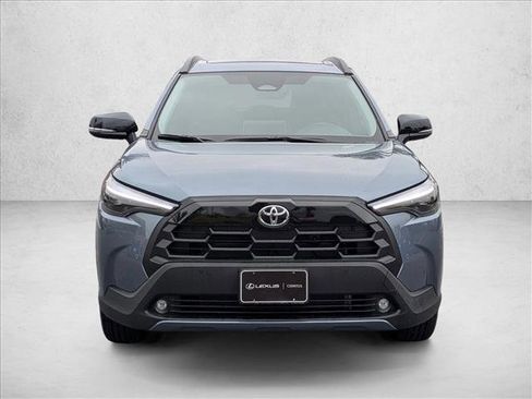 Used 2026 Toyota Corolla Cross XLE w/ Convenience Package image 3