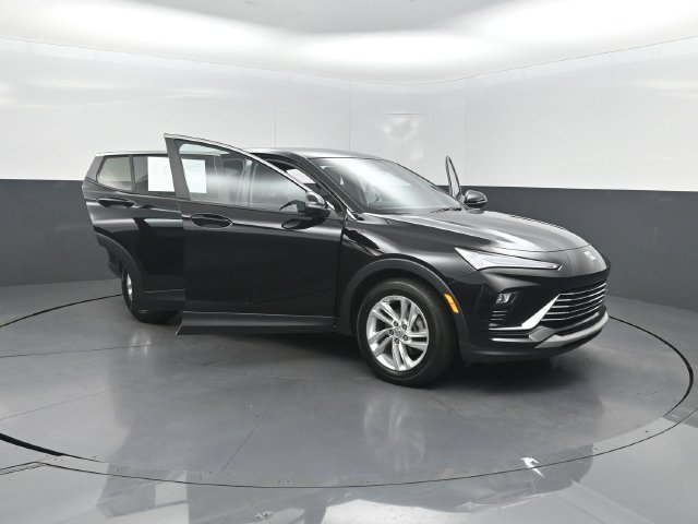 Used 2024 Buick Envista Preferred FWD image 32