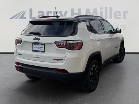Used 2020 Jeep Compass Trailhawk AWD/4WD image 5