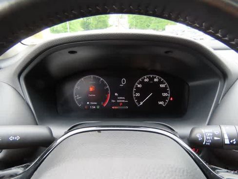 Certified 2025 Honda HR-V EX-L image 24