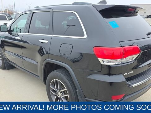 Used 2018 Jeep Grand Cherokee Limited image 3