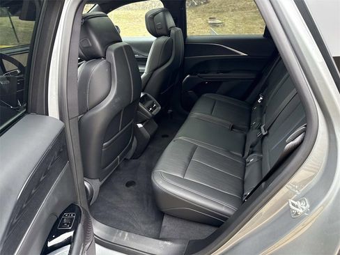Used 2025 Cadillac Lyriq Luxury w/ LPO, Floor Liner Package image 19