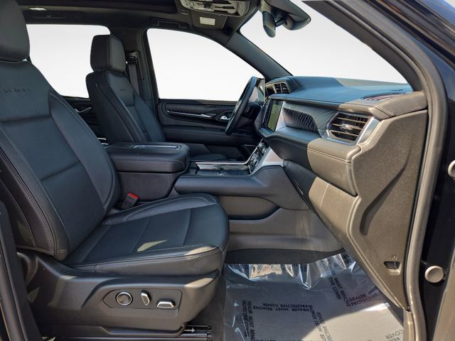 Used 2024 GMC Yukon Denali AWD/4WD image 34