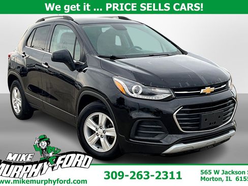 Used 2019 Chevrolet Trax LT w/ LT Convenience Package image 1