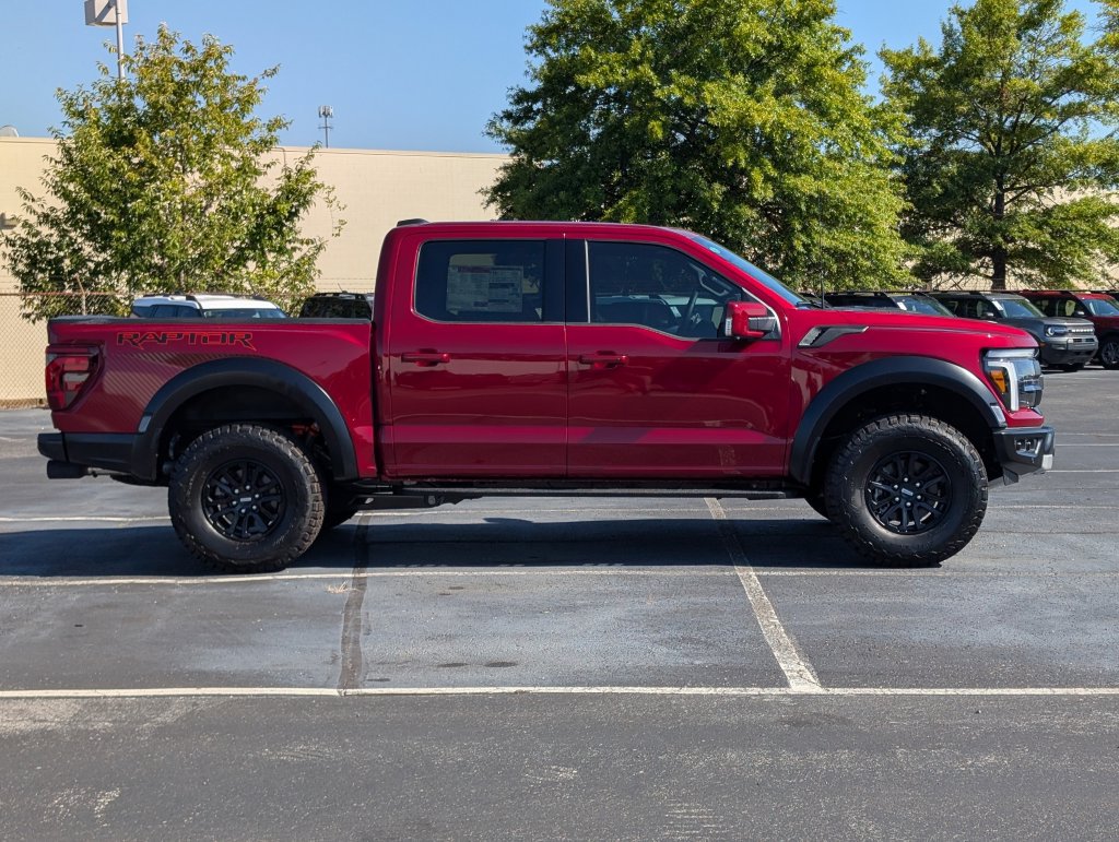 Used 2026 Ford F150 Raptor AWD/4WD image 5