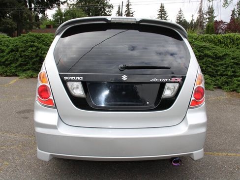 Used 2006 Suzuki Aerio SX FWD image 10