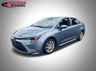 Used 2024 Toyota Corolla LE FWD video 3