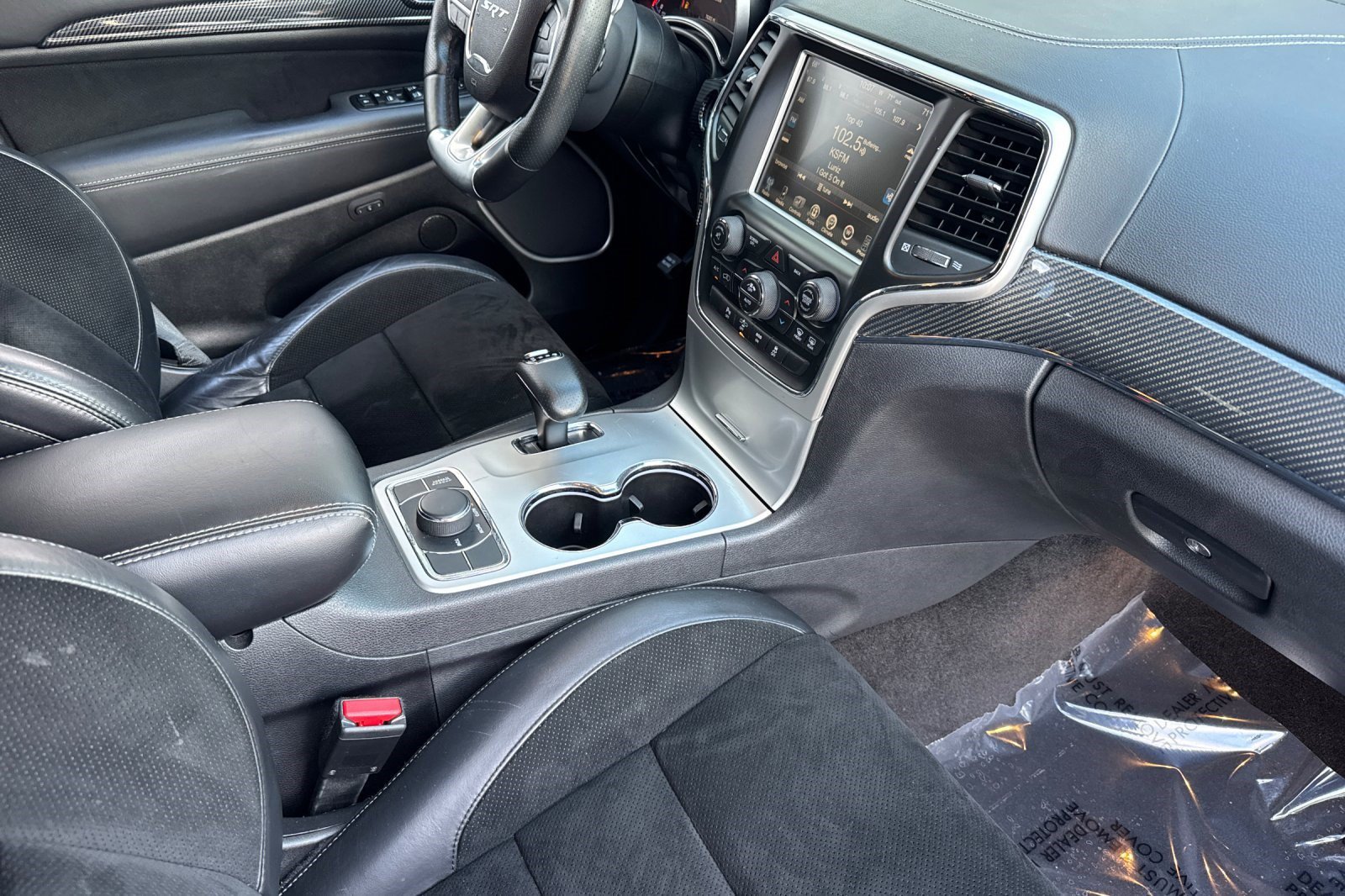 Used 2015 Jeep Grand Cherokee SRT w/ Trailer Tow Group IV AWD/4WD image 36