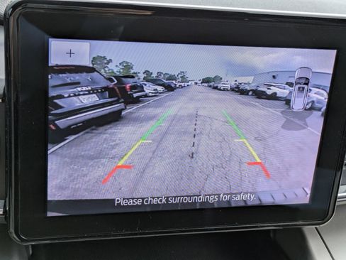 Used 2023 Ford Explorer XLT w/ Equipment Group 202A RWD image 26