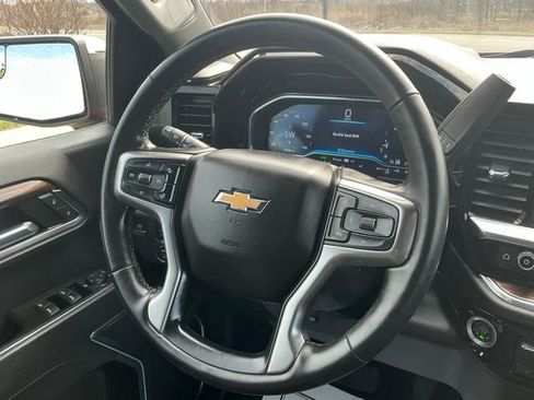 Used 2023 Chevrolet Silverado 1500 LT w/ Convenience Package II AWD/4WD image 22