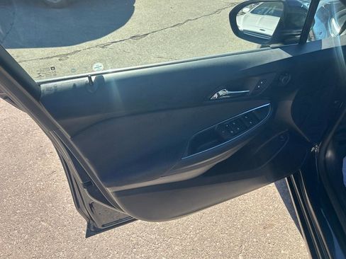 Used 2016 Chevrolet Cruze LT w/ Convenience Package image 9