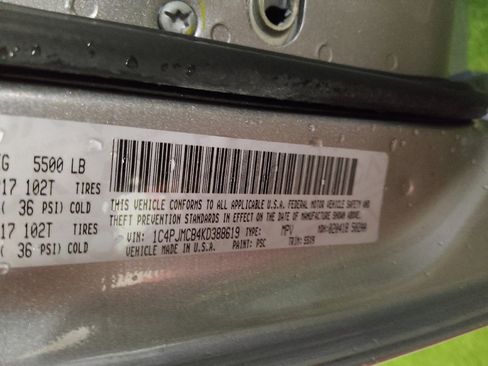 Used 2019 Jeep Cherokee Latitude w/ Popular Appearance Group image 33