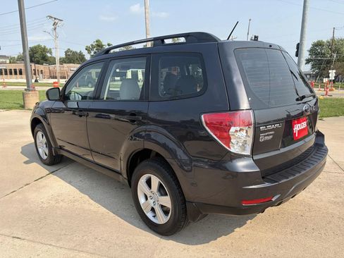 Used 2012 Subaru Forester 2.5X w/ Popular Pkg 3 AWD/4WD image 6