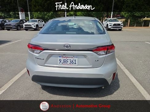 Used 2024 Toyota Corolla LE FWD image 8