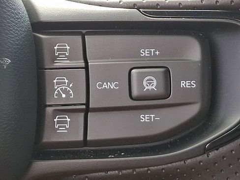 Used 2025 Dodge Charger R/T w/ Plus Group image 22