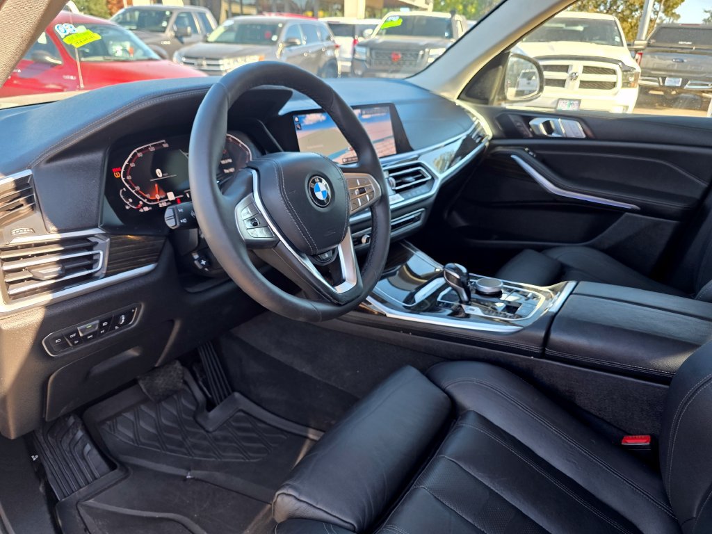 Used 2019 BMW X7 xDrive40i w/ Cold Weather Package AWD/4WD image 11