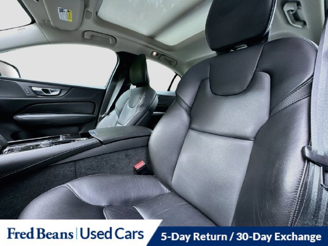 Used 2022 Volvo S60 T8 R-Design Expression w/ Premium Package AWD/4WD image 24