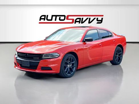 Used 2023 Dodge Charger SXT w/ Blacktop Package RWD image 3
