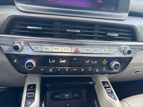 Used 2022 Kia Telluride SX w/ SX Prestige Package AWD/4WD image 13