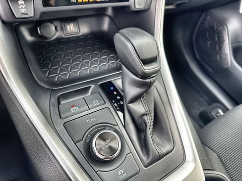 New 2025 Toyota RAV4 LE image 29