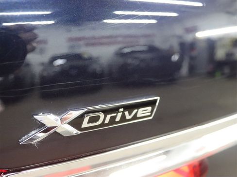 Used 2017 BMW 750i xDrive AWD/4WD image 12