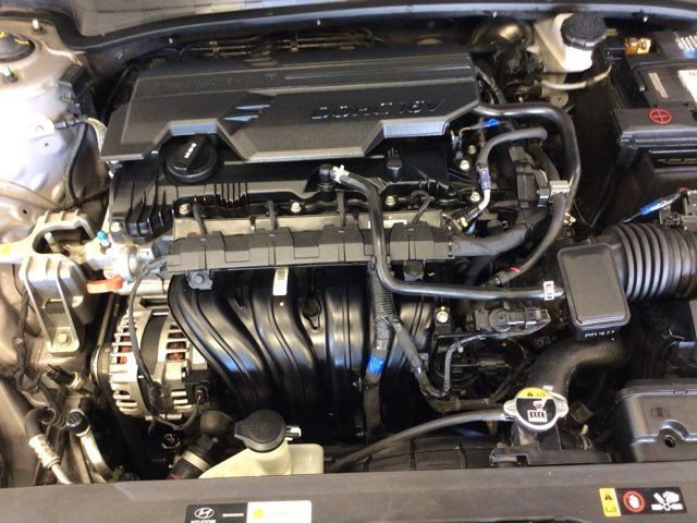 Used 2023 Hyundai Elantra SE FWD image 29