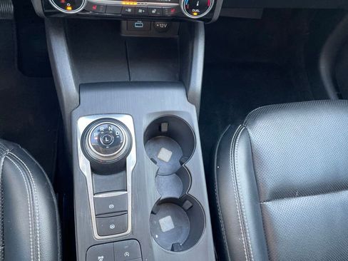 Used 2022 Ford Escape SEL FWD image 13