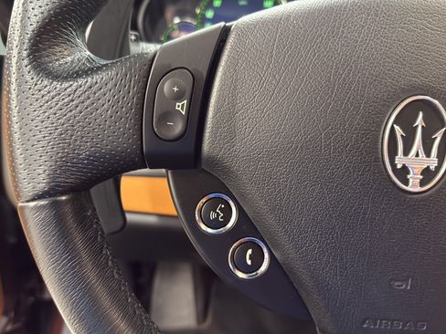 Used 2015 Maserati GranTurismo Convertible RWD image 42