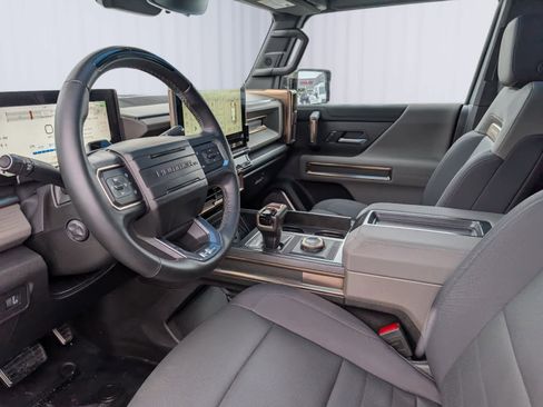 Certified 2025 GMC Hummer EV 2X w/ LPO, Sport Package image 12