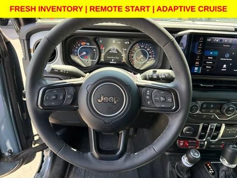 Used 2025 Jeep Wrangler Unlimited Sport AWD/4WD image 21