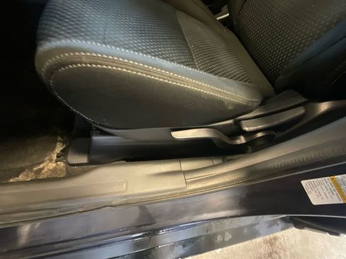 Used 2018 Mitsubishi Outlander SE image 13