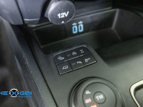 Used 2022 Ford Ranger Lariat w/ Tremor Off-Road Package AWD/4WD image 25