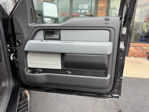 Used 2014 Ford F150 XLT w/ Equipment Group 302A Luxury image 22