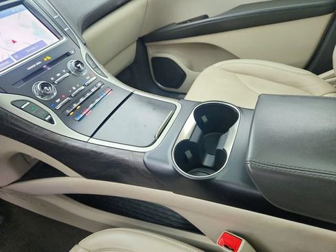 Used 2020 Lincoln Nautilus Reserve image 16